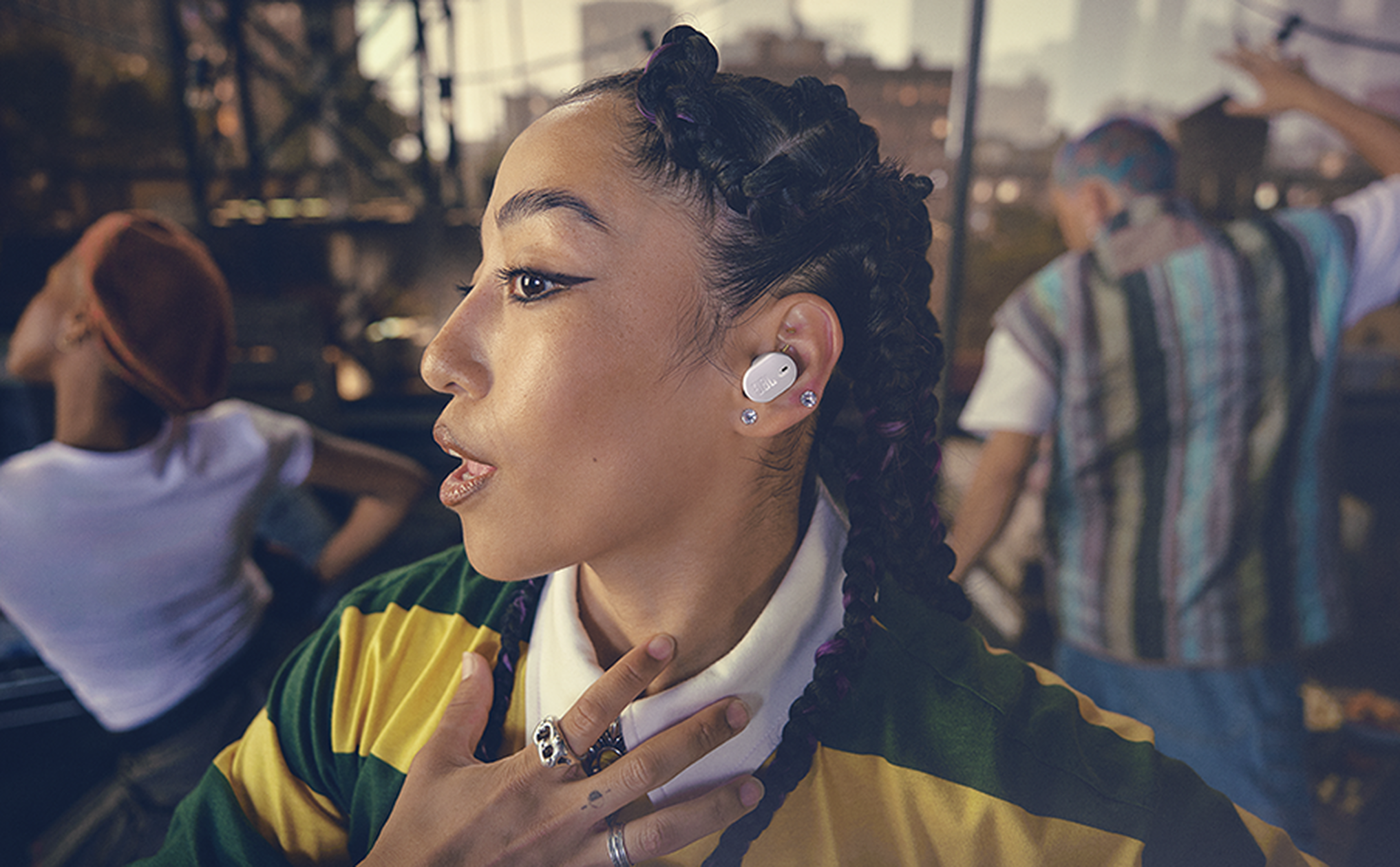 JBL TUNE BUDS WHITE